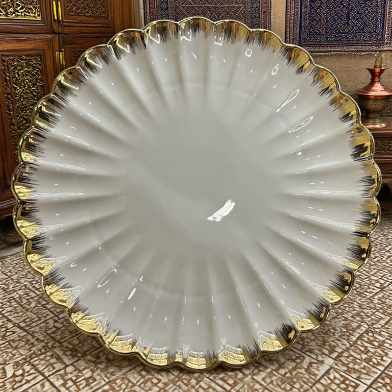 Gold - trimmed chrysanthemum ceramic shallow plate