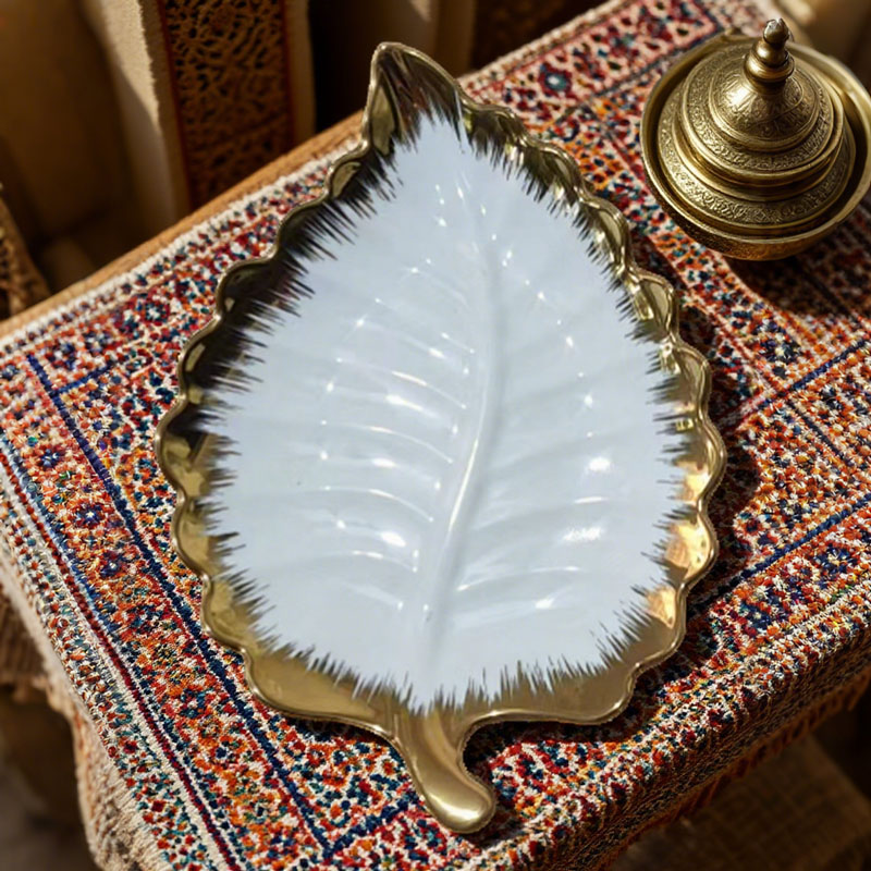 Gold - Trimmed Leaf - shaped Ceramic Plate