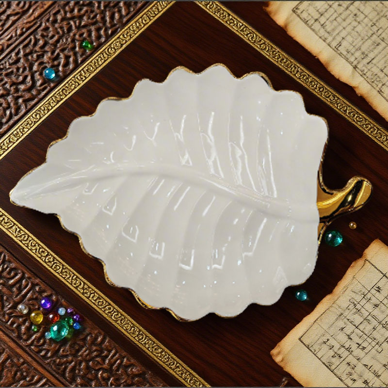 Large leaf - shaped ceramic shallow plate