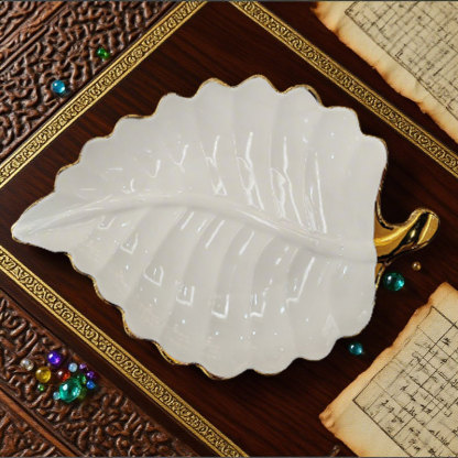 Large leaf - shaped ceramic shallow plate