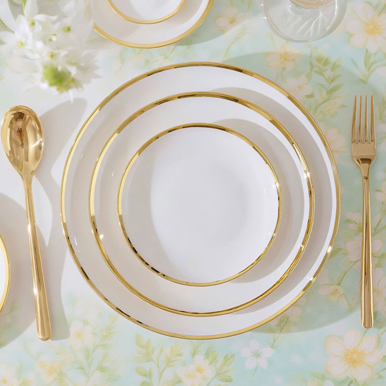 European Gold-Rimmed Bone Tableware Set