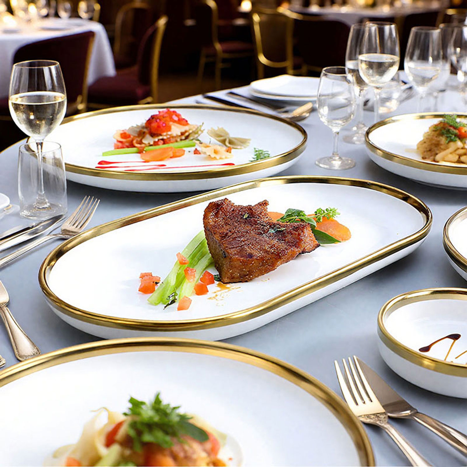 European Gold-Rimmed Bone Tableware Set