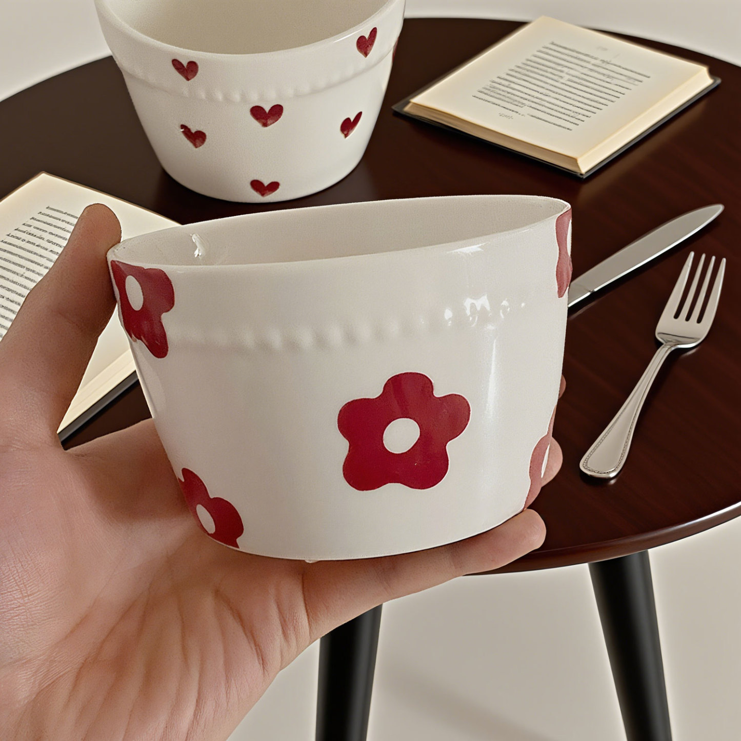 Hepburn-style ceramic rice bowl