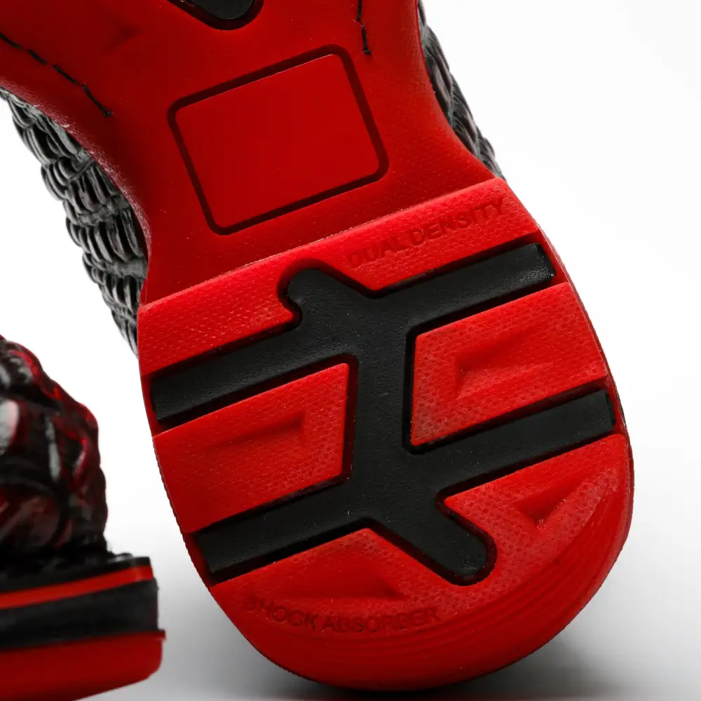 Kožené boty Black Cherry Caiman s rohovinovou špičkou a lehkou 3D podrážkou - kompozitní špička