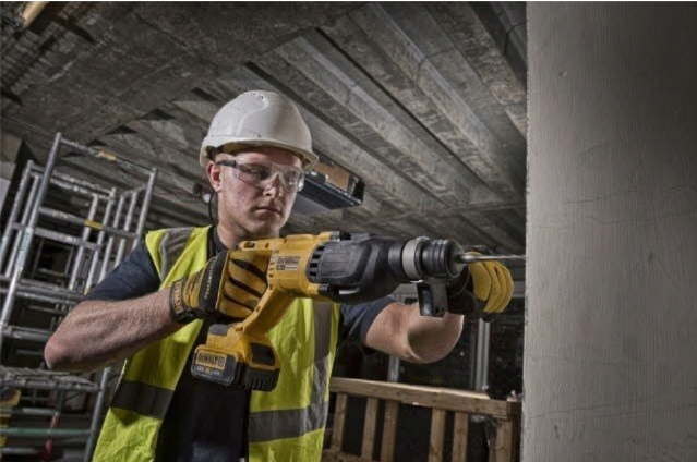 DeWalt DCH133NT Młot obrotowy 3-funkcyjny 18V XR SDS-Plus z funkcją dłuta