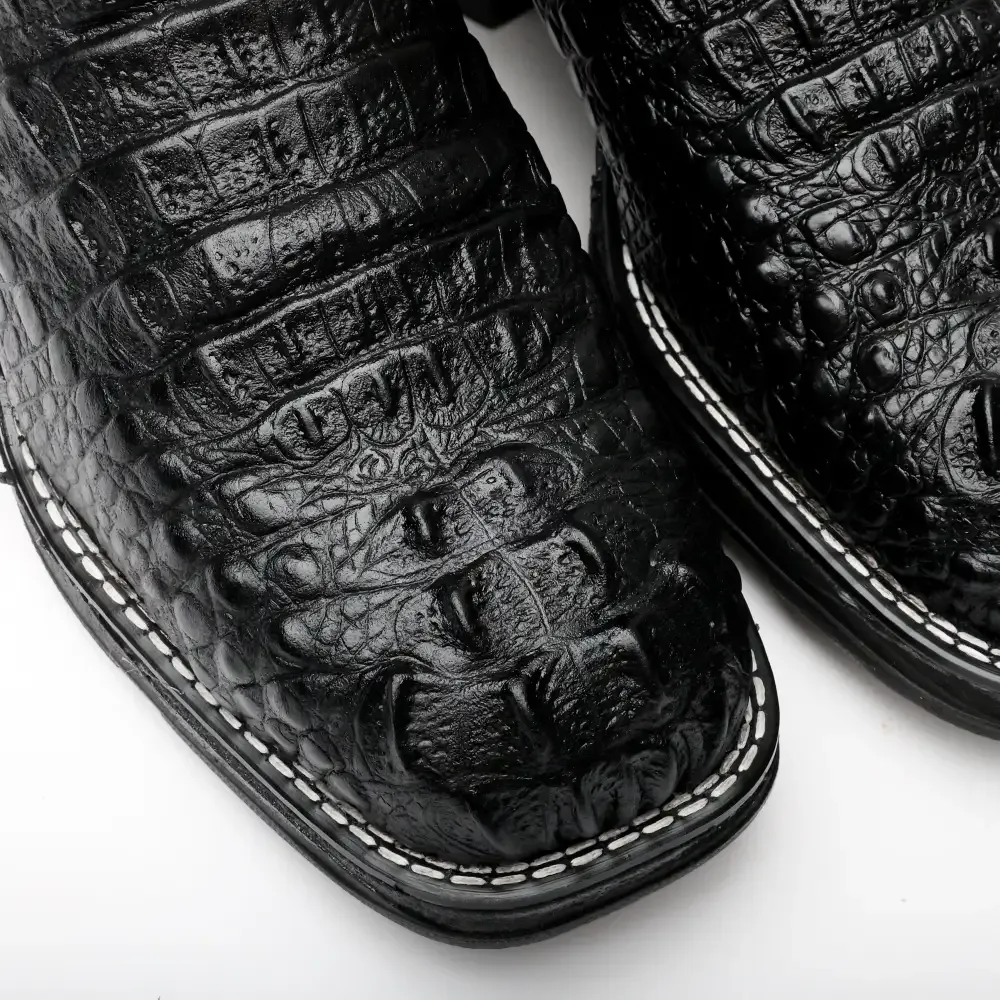 Černé kožené boty s kajmanským výstřihem a lehkou 3D podrážkou - kompozitní špička