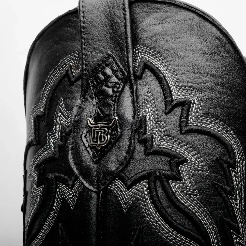 Černé kožené boty Caiman s rohovinou - hranatá špička