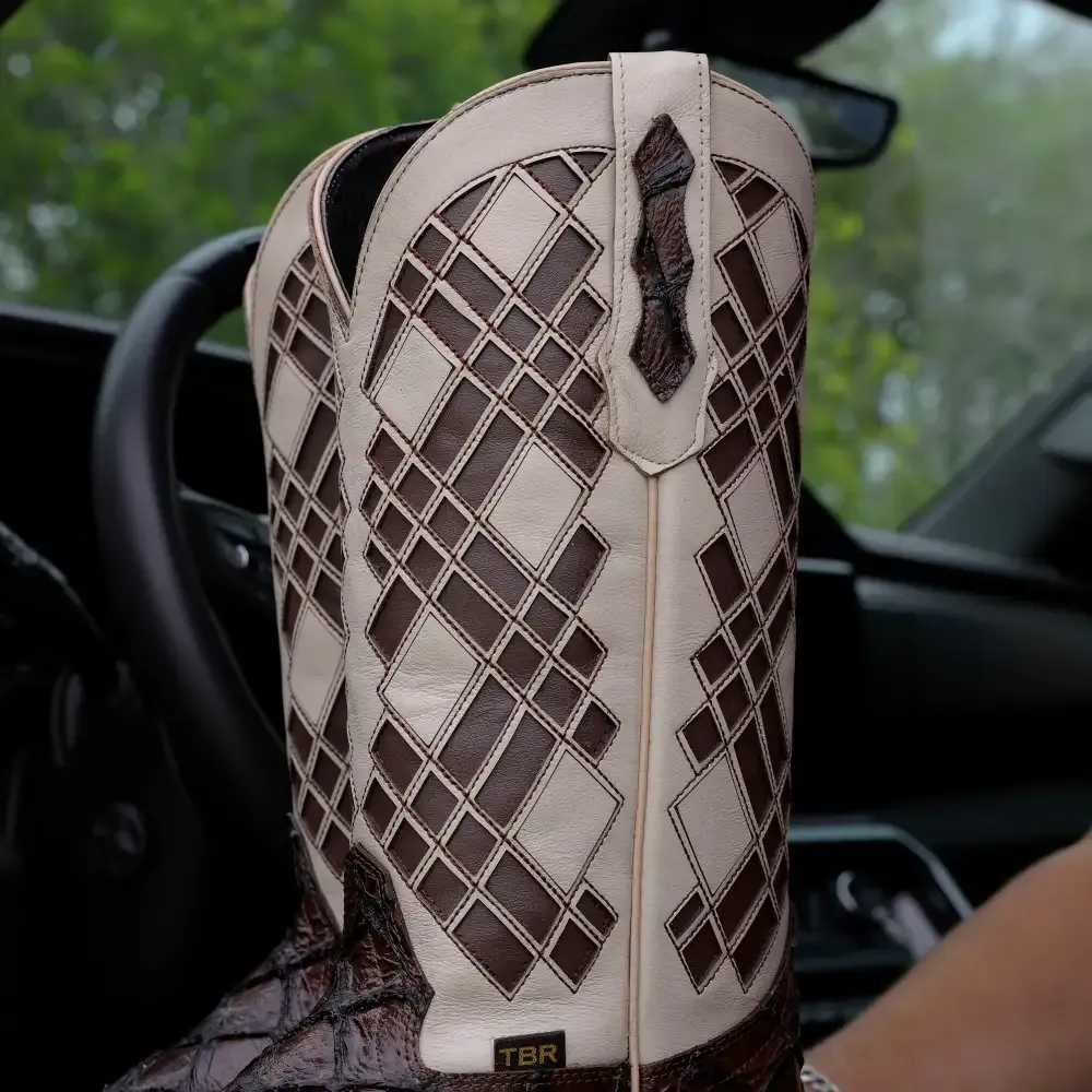 Čokoládově hnědé kožené boty Pirarucu - hranatá špička