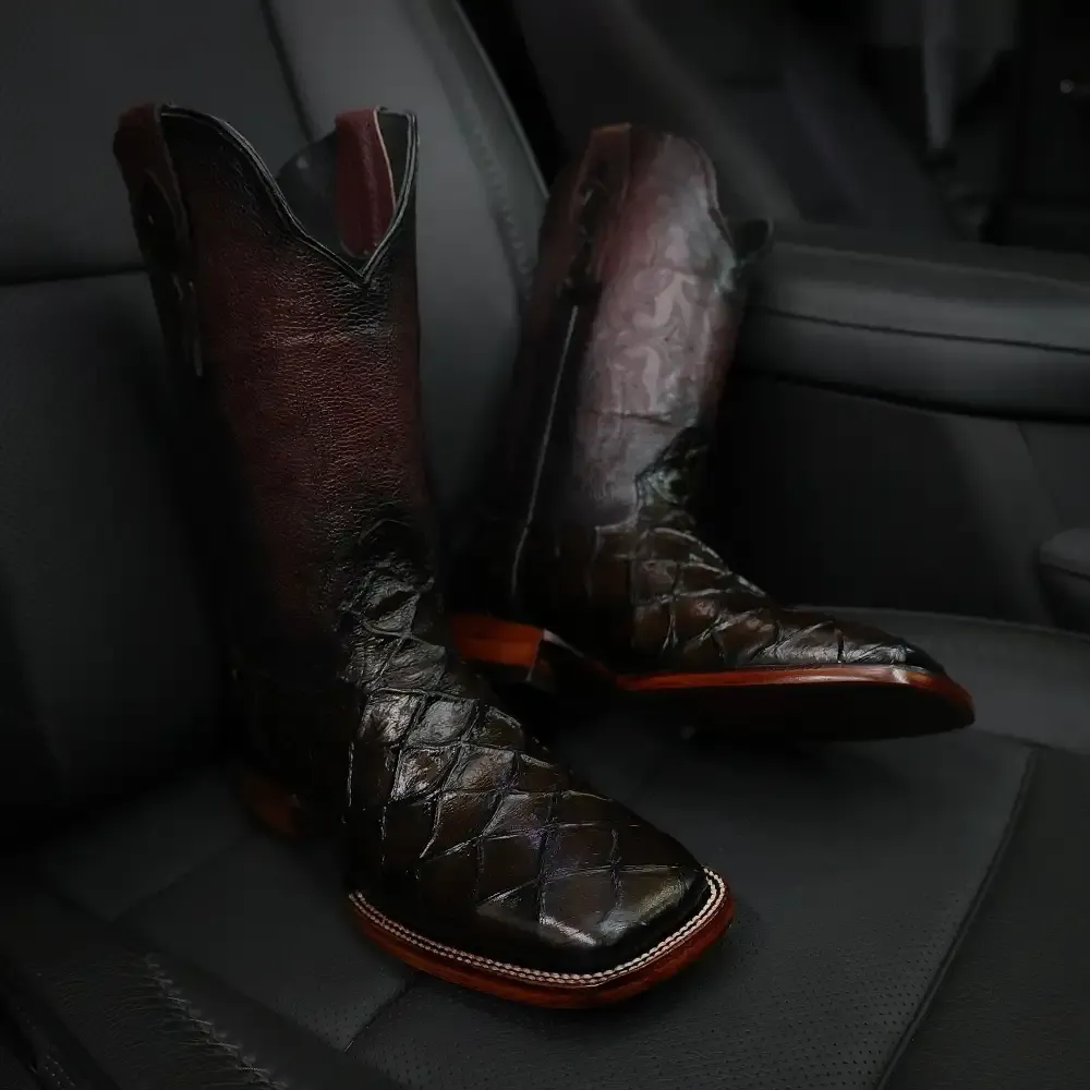 Vínové kožené boty Pirarucu – čtvercová špička