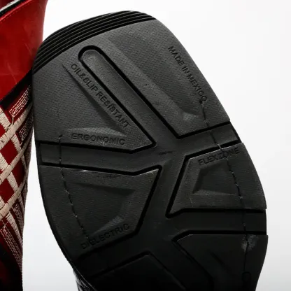 Černé kožené boty s kajmanským výstřihem a lehkou 3D podrážkou - kompozitní špička