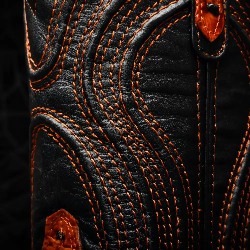 Kozačky z pštrosí kůže v koňakové barvě - hranatá špička