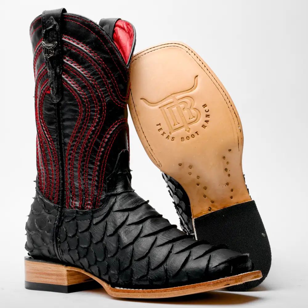 Matné černé jumbo kožené boty z pythonu - hranatá špička