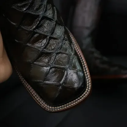 Vínové kožené boty Pirarucu – čtvercová špička