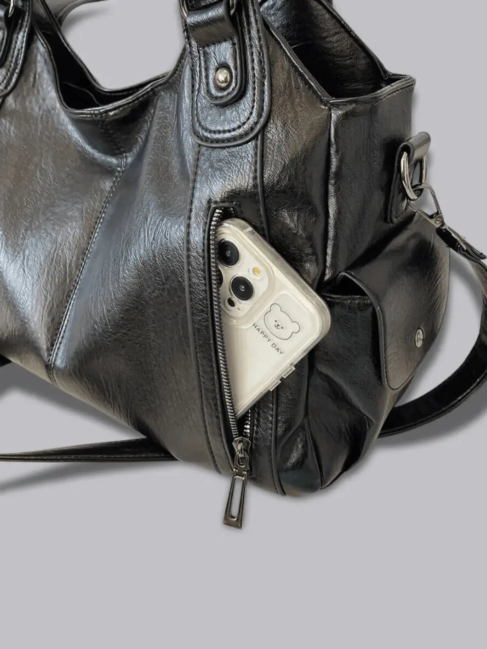 Extra-large capacity vintage-style shoulder bag