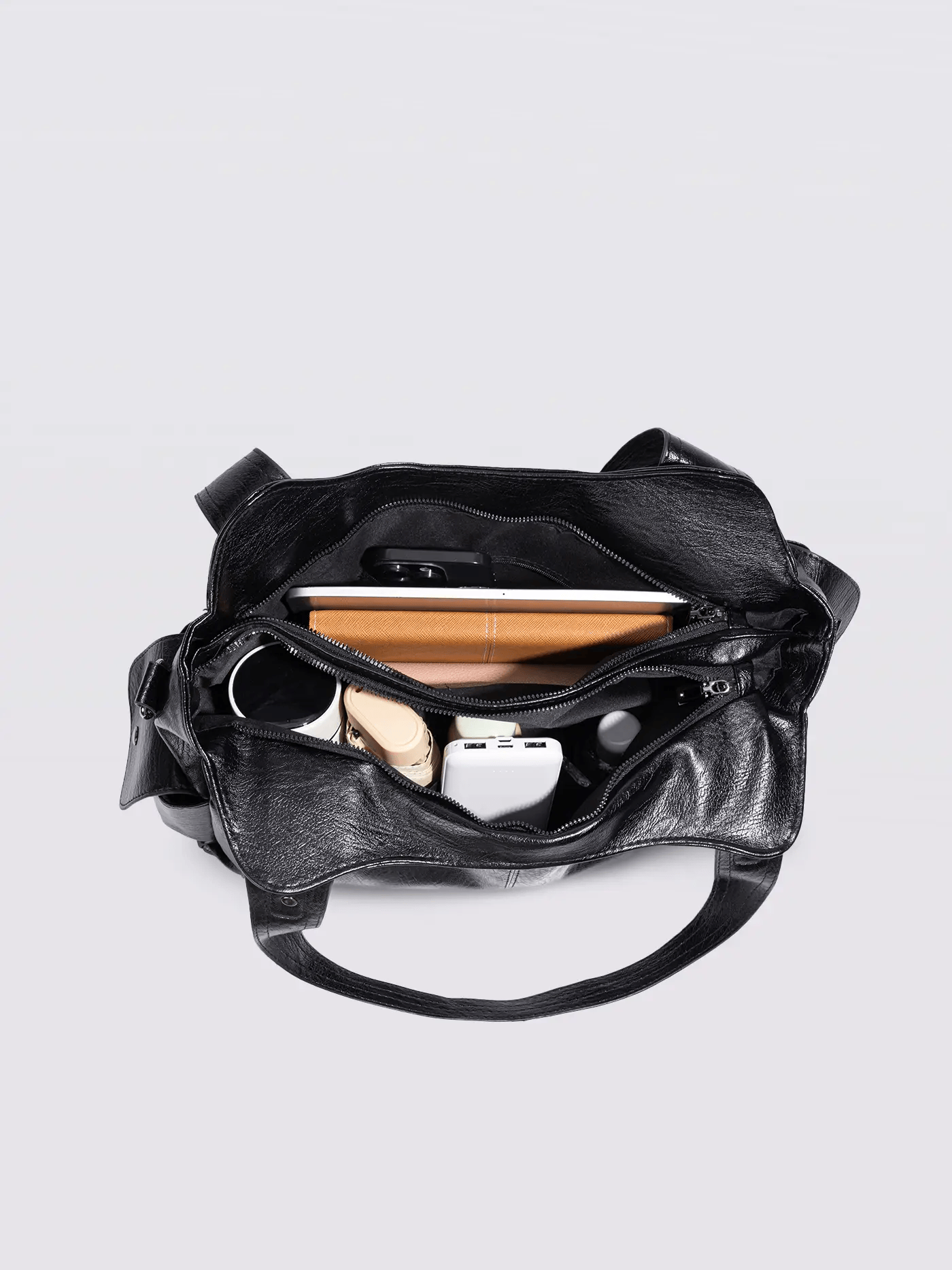 Extra-large capacity vintage-style shoulder bag