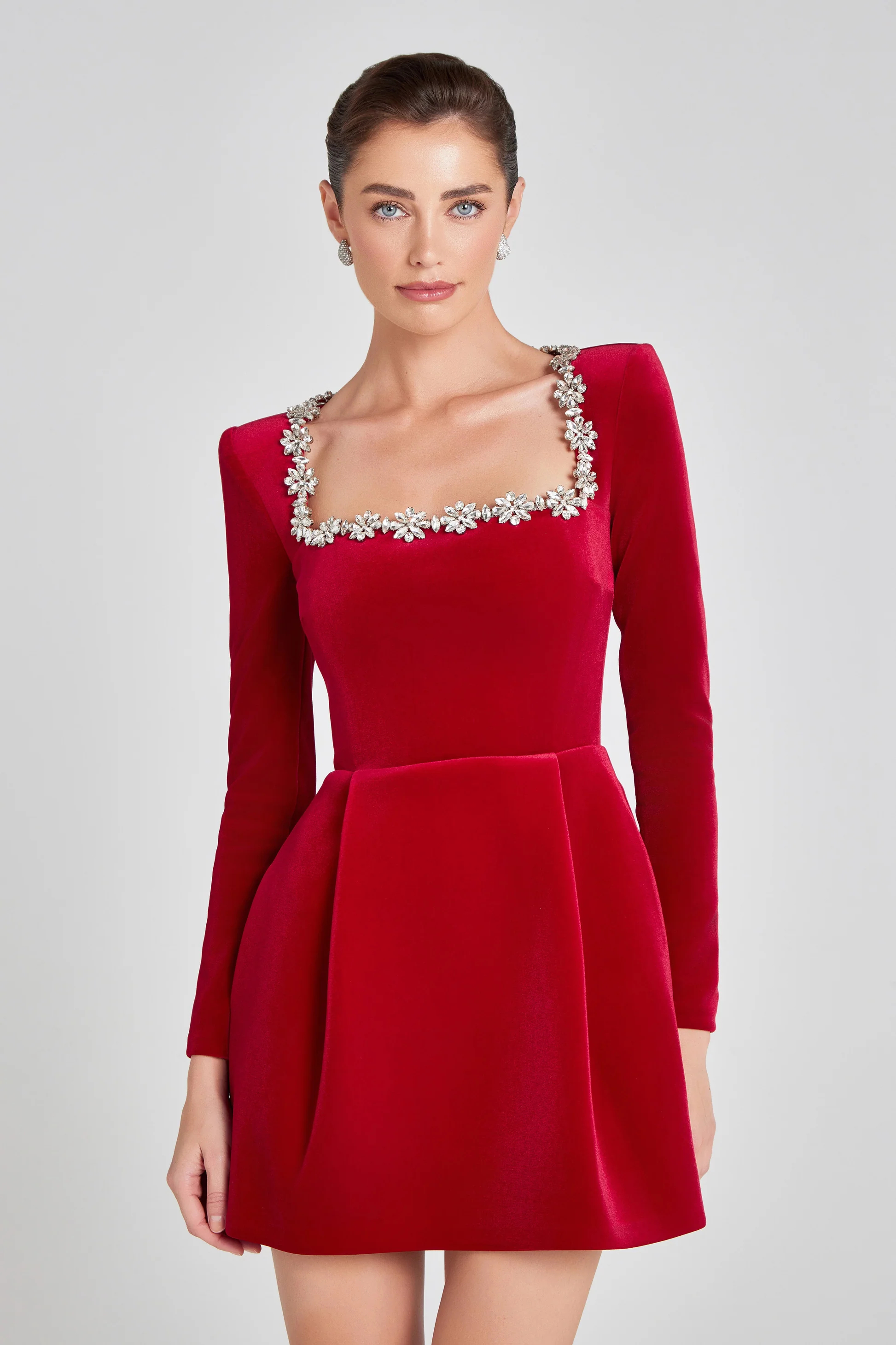 Elegant rhinestone-embellished short velvet dress - C335