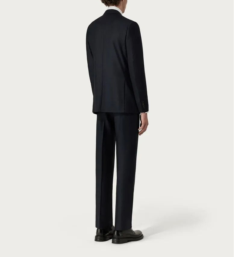 Abito di lana blu scuro