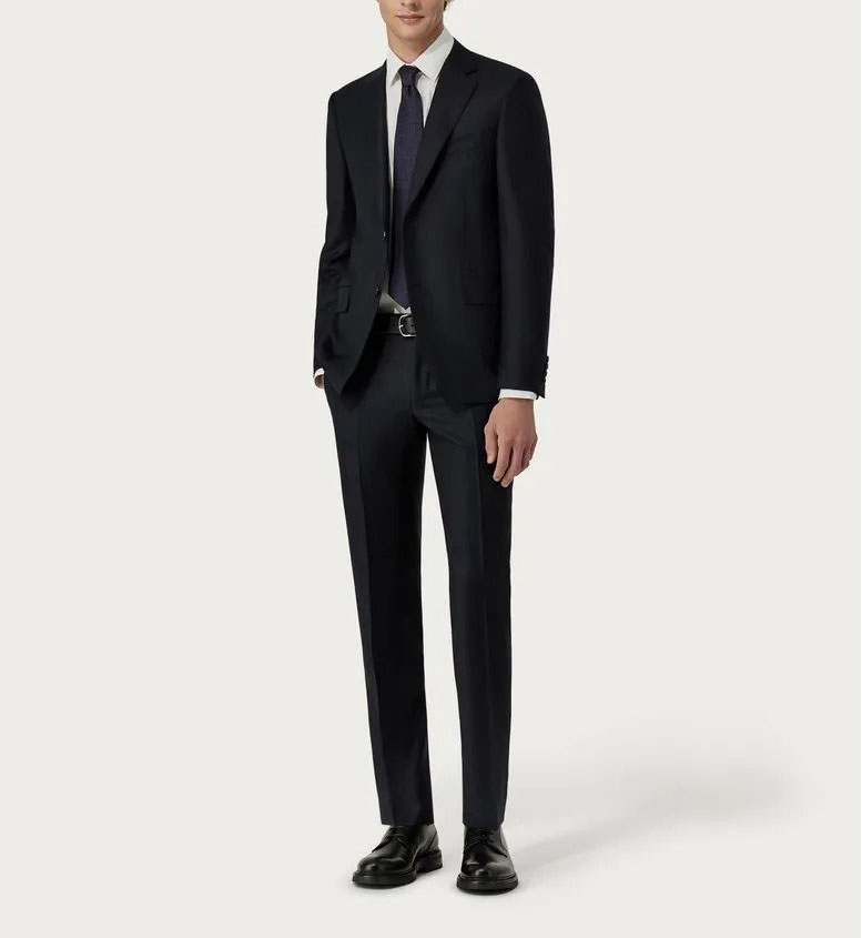 Abito di lana blu scuro