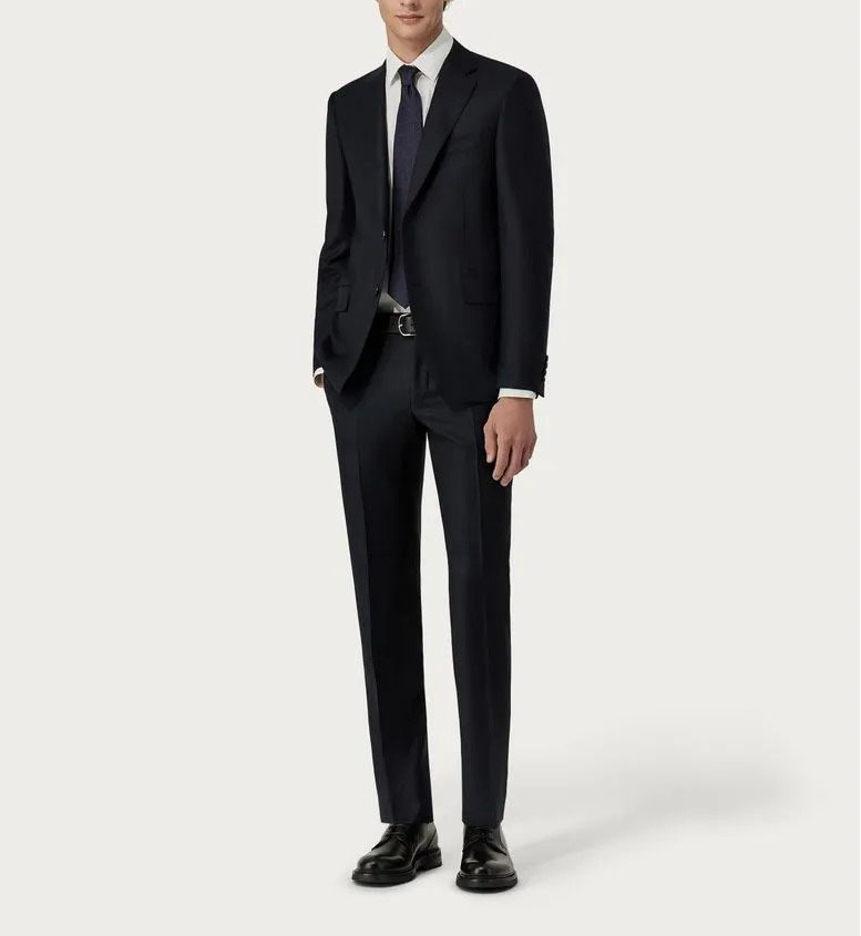 Abito di lana blu scuro