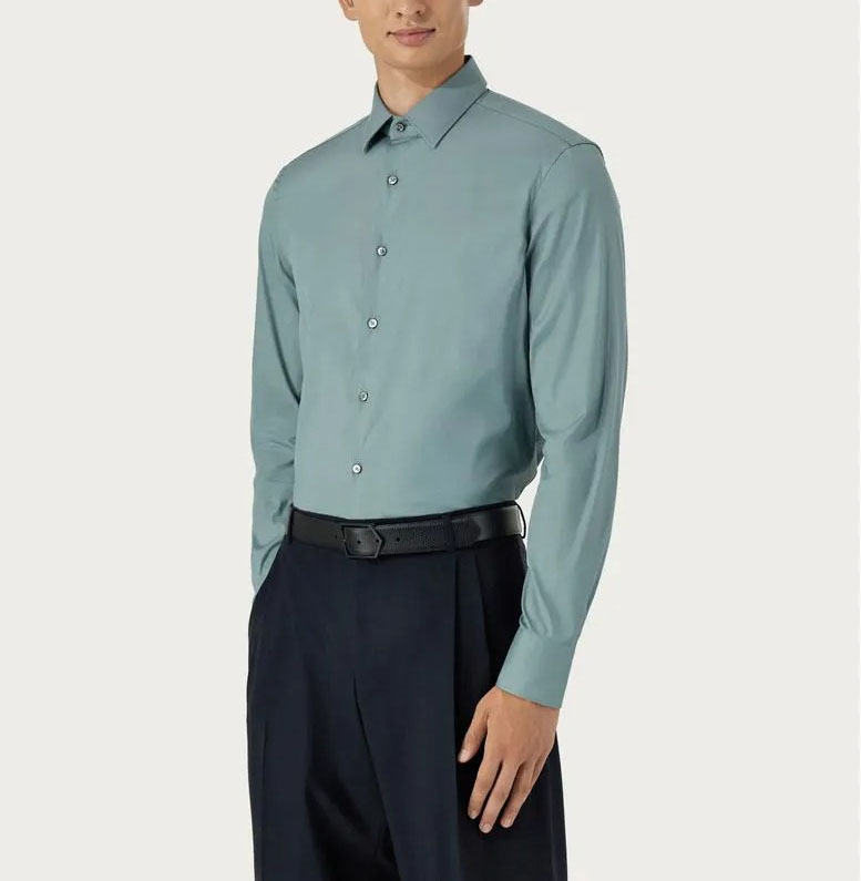 Camicia verde aderente in cotone elasticizzato