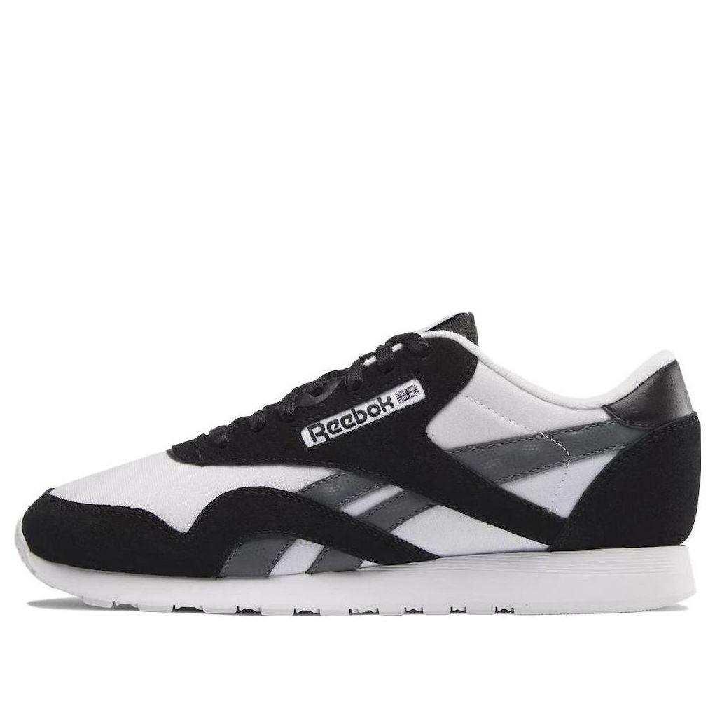 Rettgebok Classic Nylon x VeeFriends 'Accountable Ant Pack - White' 100033808