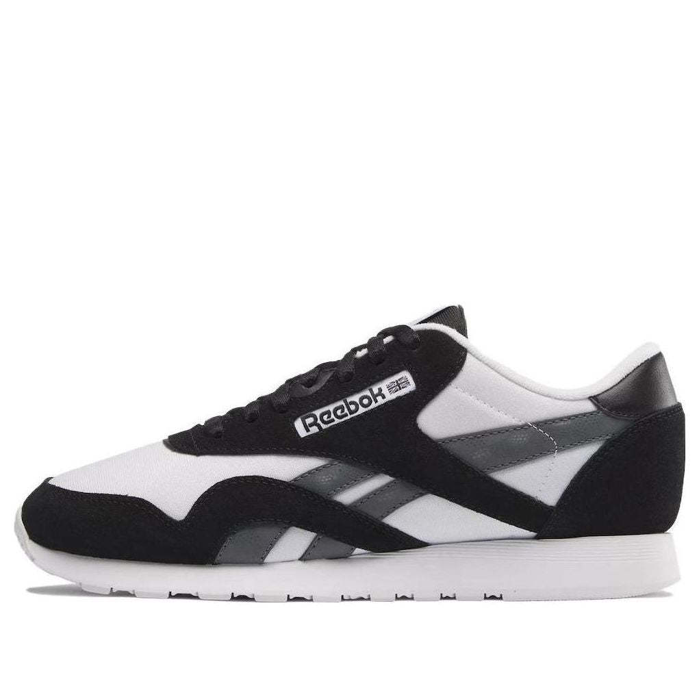 Rettgebok Classic Nylon x VeeFriends 'Accountable Ant Pack - White' 100033808