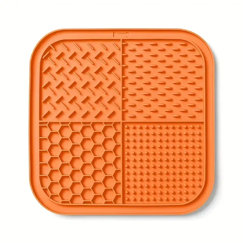 5pcs Set of 3 Colors of Pet Slow Feeding Licking Mats, 1 Scraper, 1 Double-Headed Brush| Cat And Dog Anti-Choking Slow Feeding Tray with Suction Cup, Washable, Easy to Clean, Anti-Anxiety Puzzle Feeder