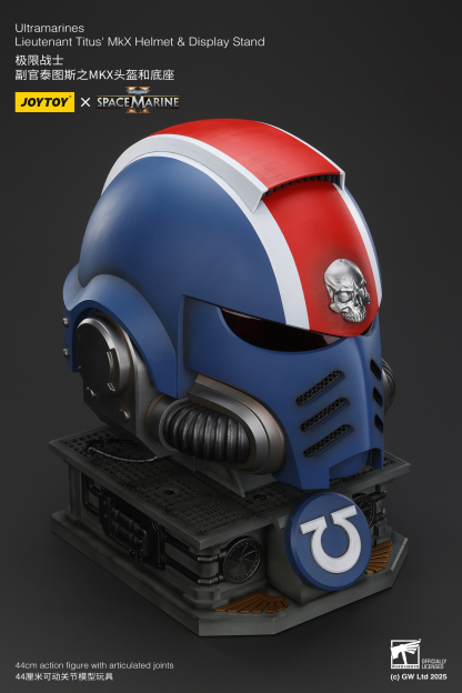 JoyToy WH40K Ultramarines Space Marines II Lieutenant Titus' MKX Helmet & Display Stand