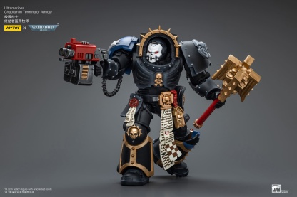 JoyToy WH40K Ultramarines Chaplain in Terminator Armour