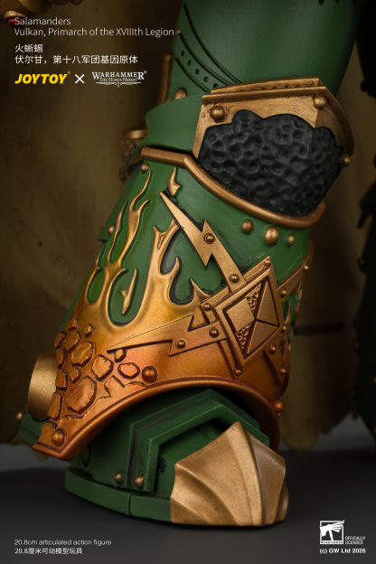 JoyToy The Horus Heresy Salamanders Vulkan, Primarch of the XVlllth Legion with Dawnbringer, The Furnace's Heart and Dragon's Breath Gauntlet