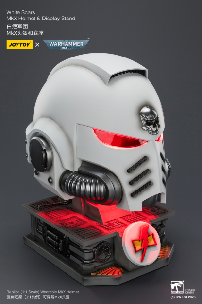 JoyToy WH40K White Scars MKX Helmet & Display Stand