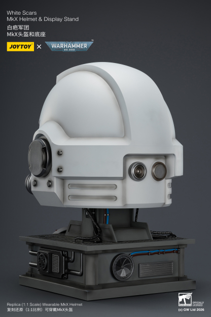 JoyToy WH40K White Scars MKX Helmet & Display Stand