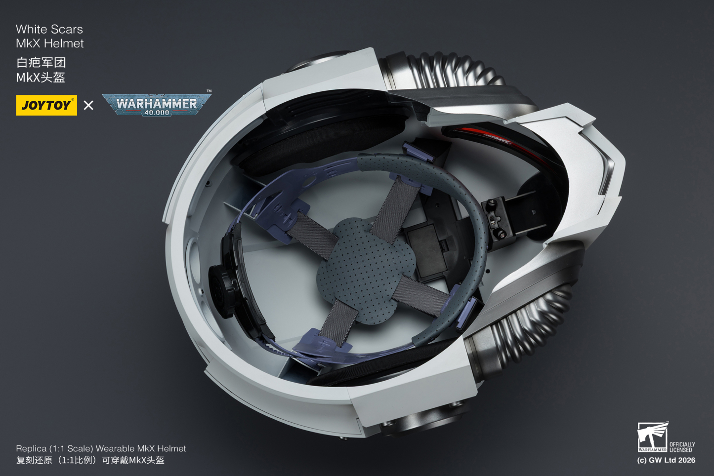 JoyToy WH40K White Scars MKX Helmet & Display Stand