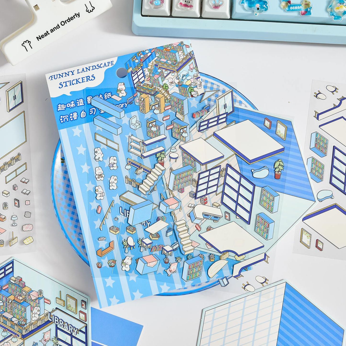 #152 Cute Square Cabin （Size：S)