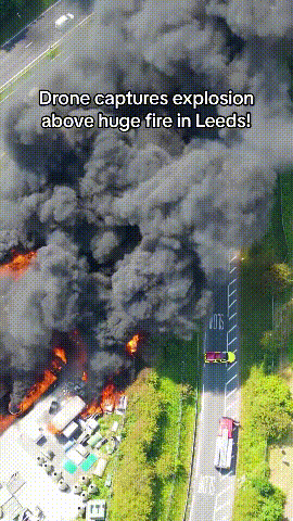 1751100434720318.gif
