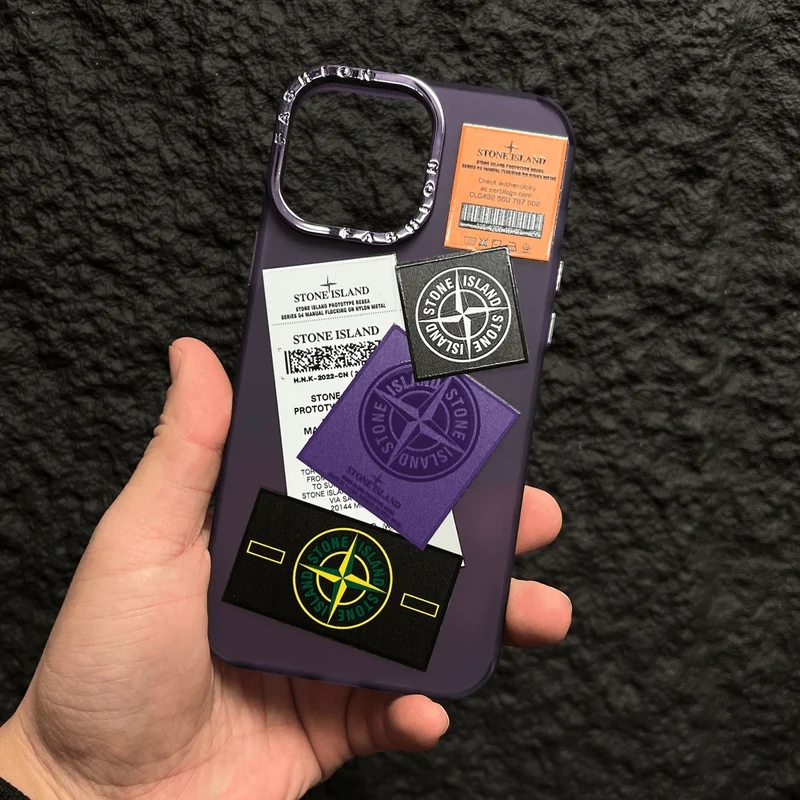 CAZĂ IPHONE SEMI-TRASPARENTĂ MATĂ
