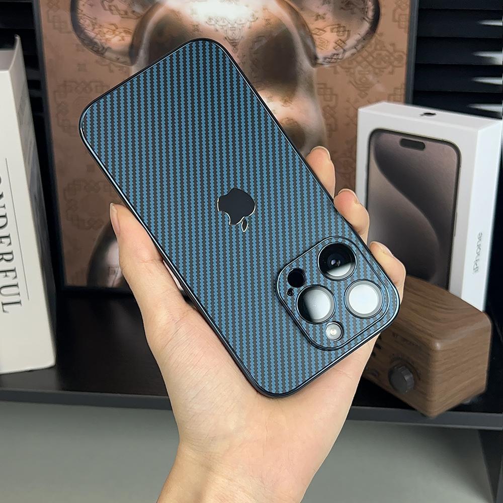 Husă nouă pentru iPhone mată din fibră de carbon [Magsafe]