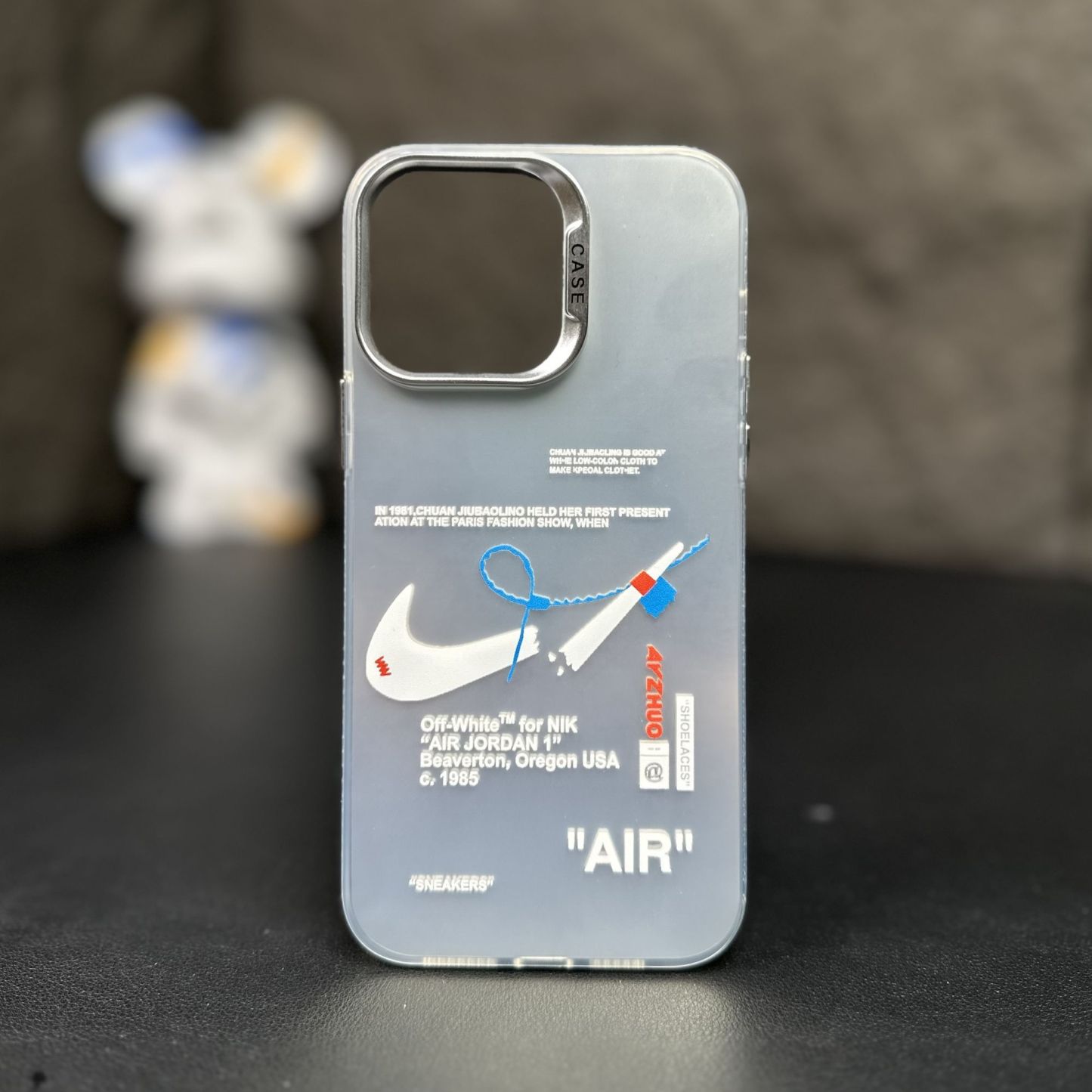 Μινιμαλιστική θήκη για iPhone - Κομψή και εικονική