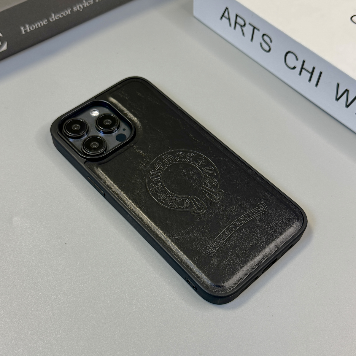 Kožené pouzdro na iPhone