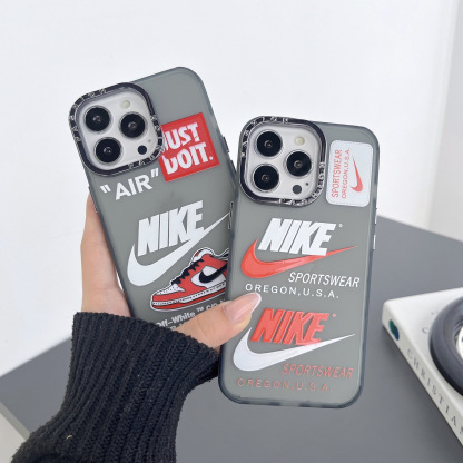 Σπορ θήκη για iPhone με αποκλειστική σχεδίαση