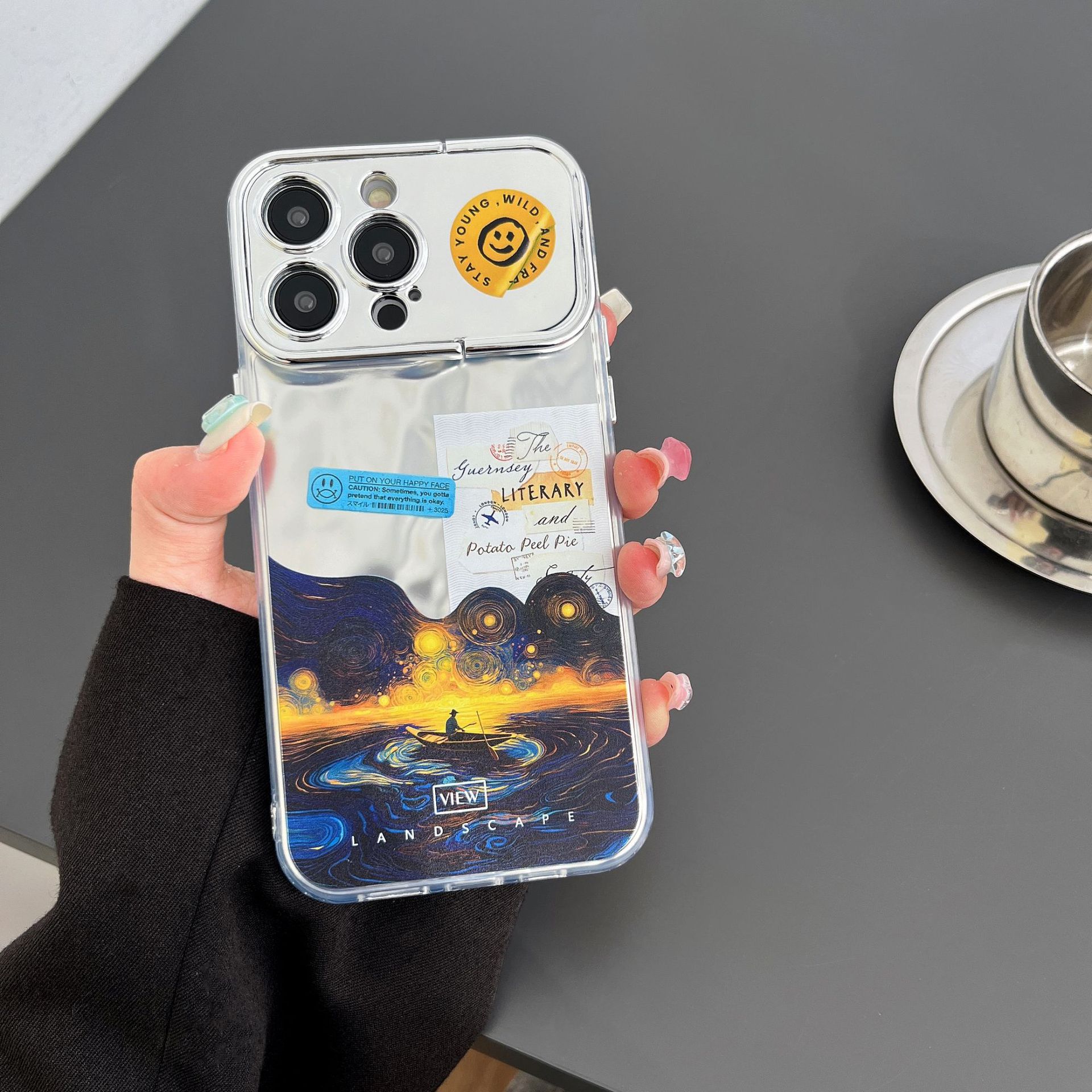 Husa pentru telefon cu suport pentru iPhone