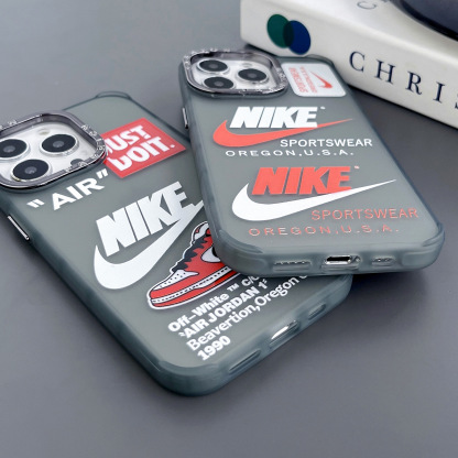 Σπορ θήκη για iPhone με αποκλειστική σχεδίαση