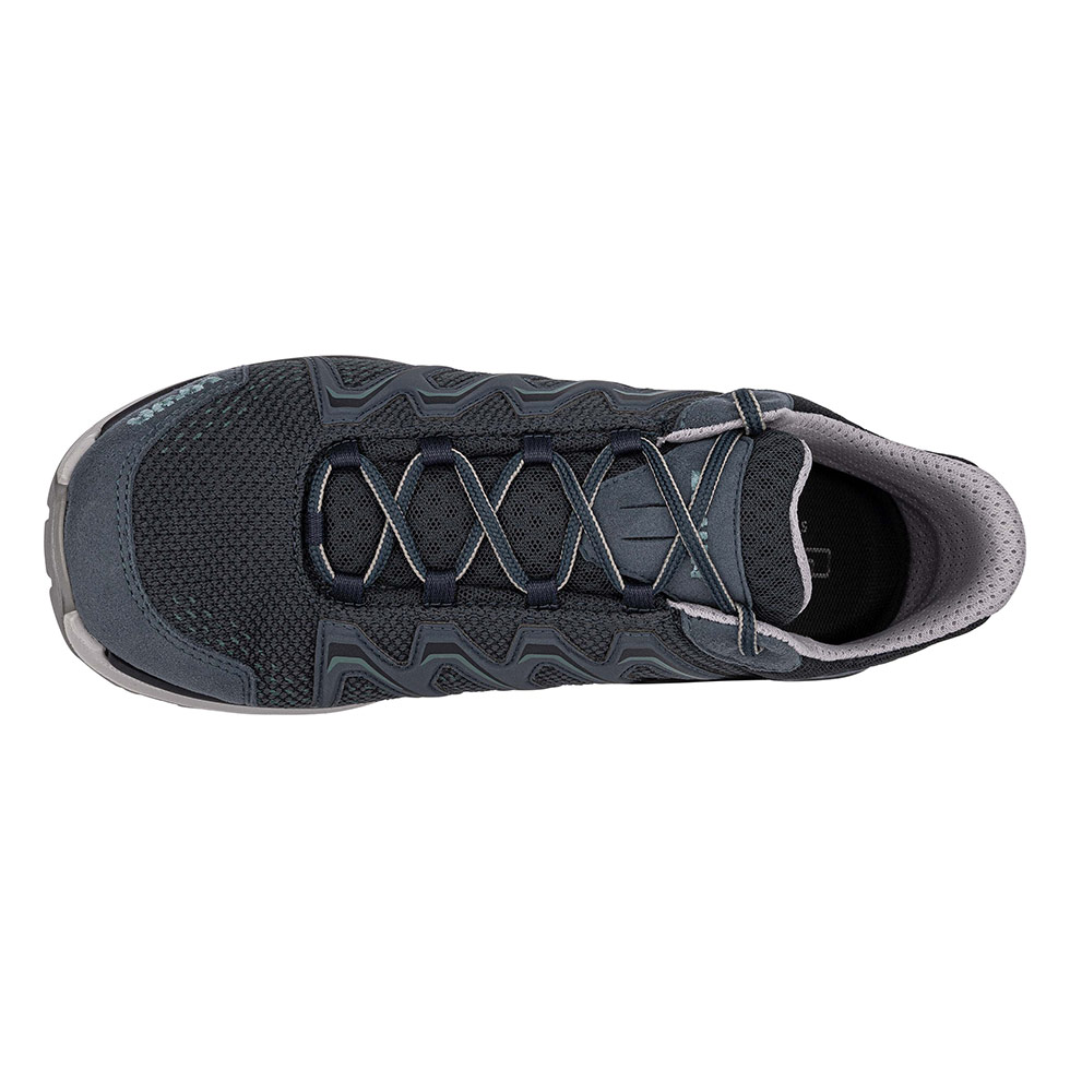 All-Terrain-Sneaker