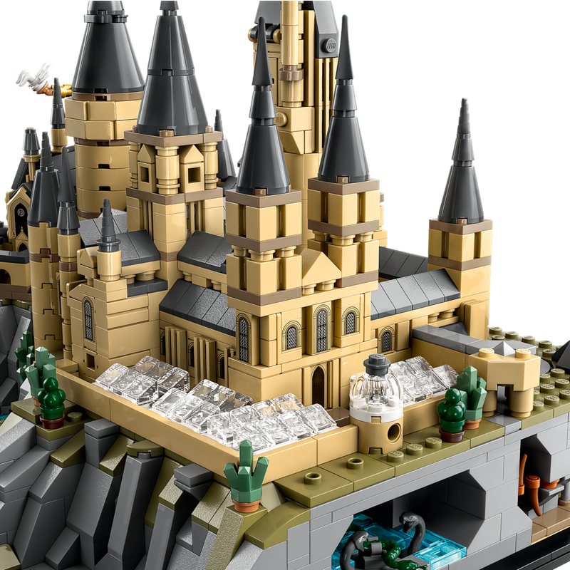 Hogwarts™ Castle and Grounds