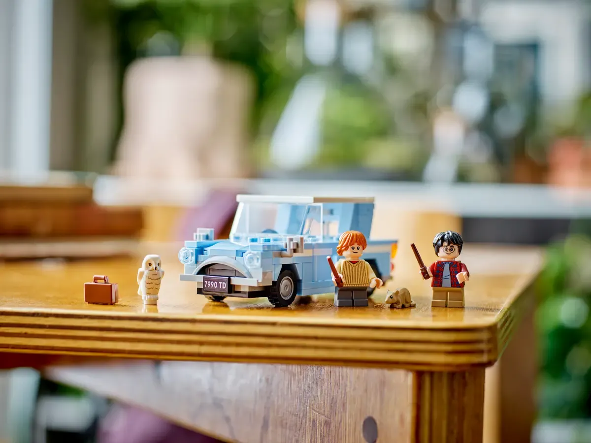 Flying Ford Anglia™