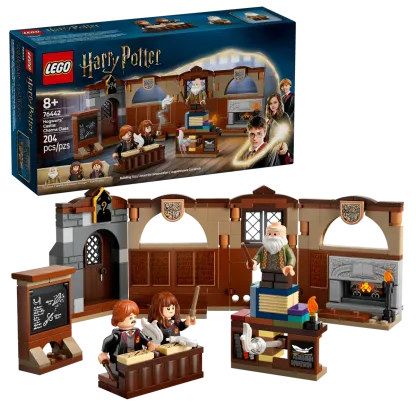 Hogwarts™ Castle: Charms Class