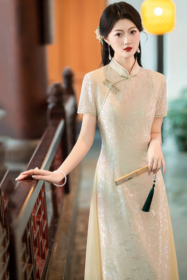 High end Chinese style cheongsam
