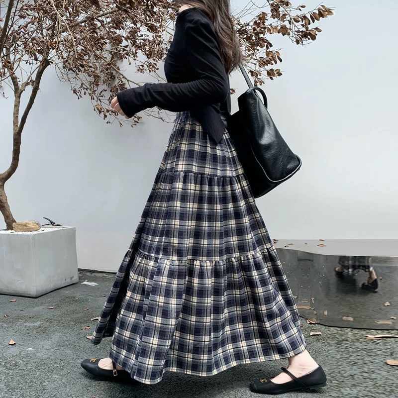 Checkered umbrella skirt