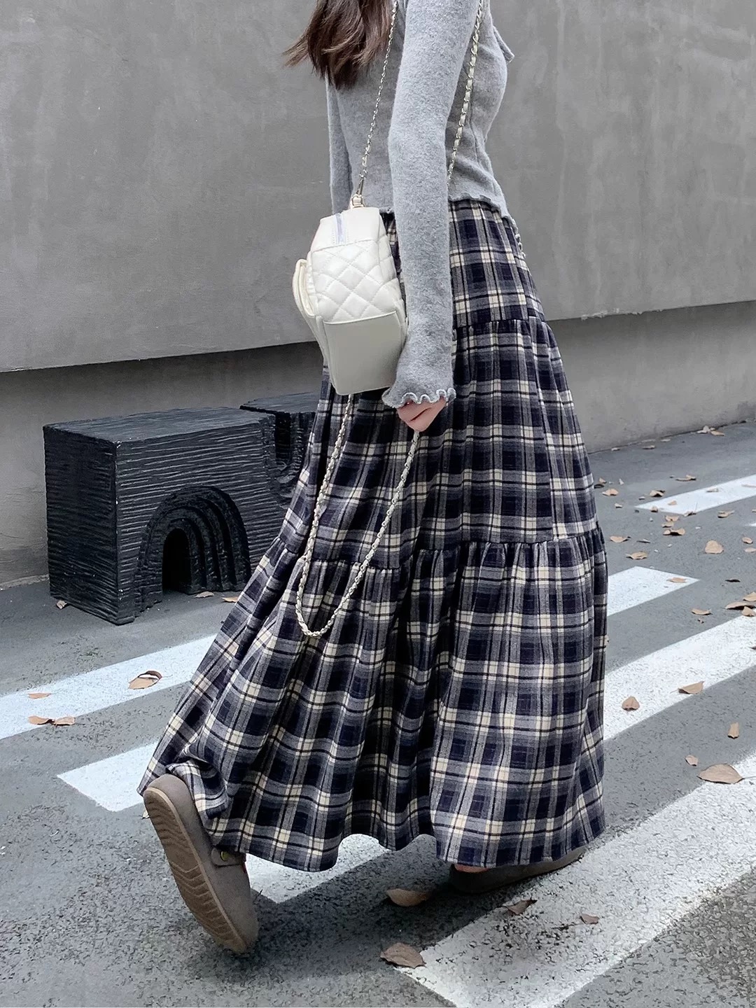 Checkered umbrella skirt