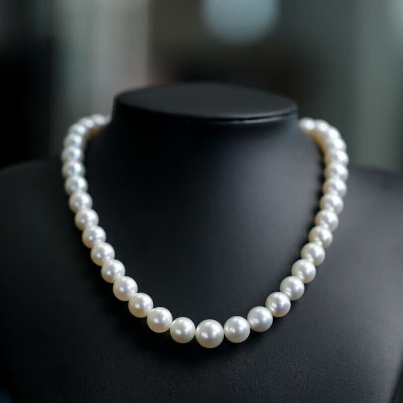 AAAA White South Sea Pearl Necklace